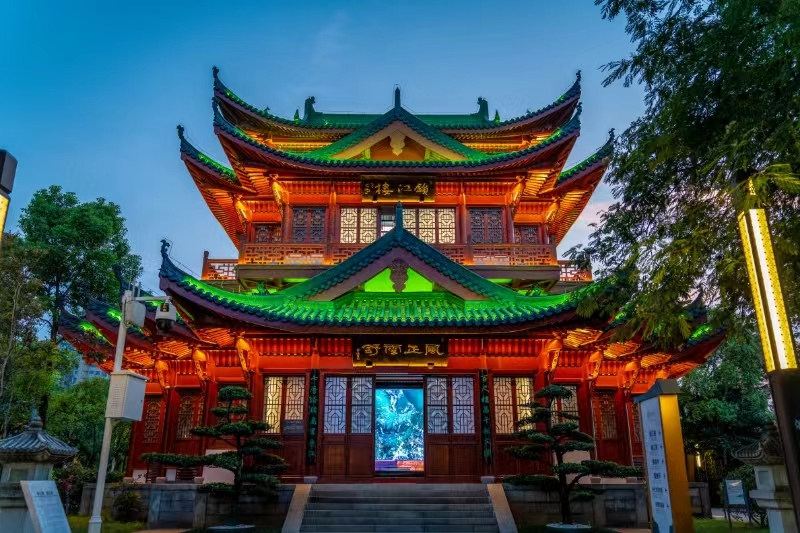 Xunyang Tower/Dazhong Road Pedestrian Street