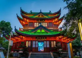 River-locking Tower Pagoda