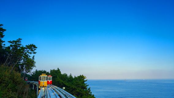 韓國釜山海雲台藍線公園+五六島天空步道+白淺灘文化村+甘川文化村一日遊