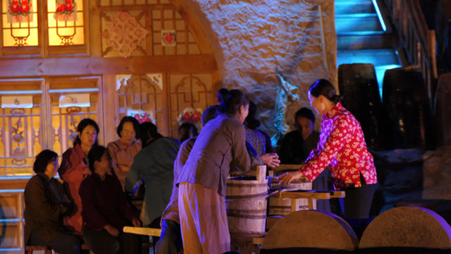 mo ni shan fei yi xiao zhen da xing shan ti shi jing ju 《 mo ni shan li zan 》