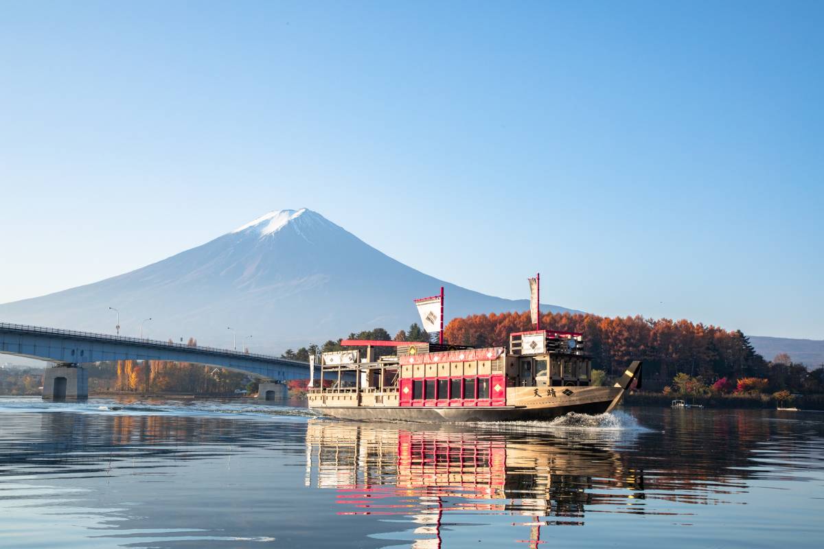 新宿去富士山 | 河口湖遊覽船「天晴」