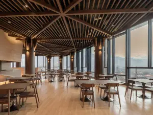Luquan Hot Spring Center