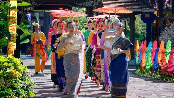 Kunming Yunnan Ethnic Village, Dianchi Haigeng Park & Western Hills Scenic Area Private Tour