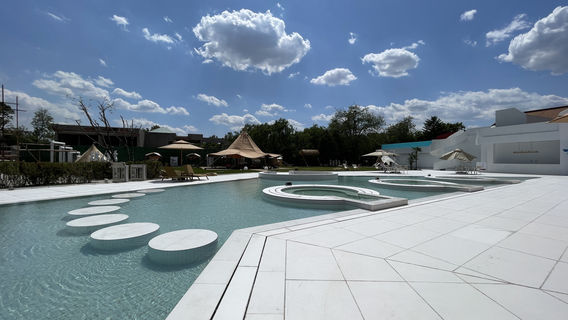 Tanggangzi Hot Spring