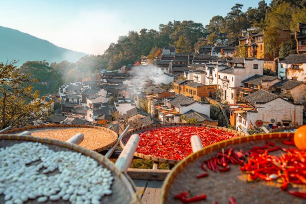 Wuyuan Huangling Scenic Area