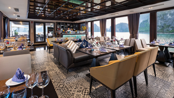 Jade Sails Cruise Halong