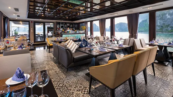 Jade Sails Cruise Halong