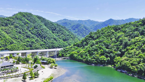 Tongche Bay Drifting