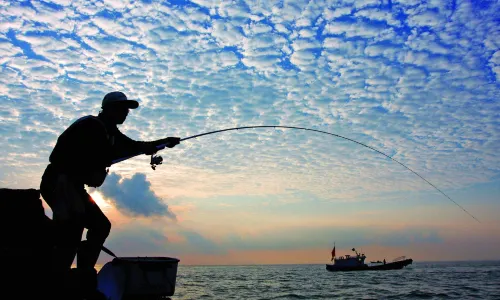 Sea-fishing in Qinhuangdao