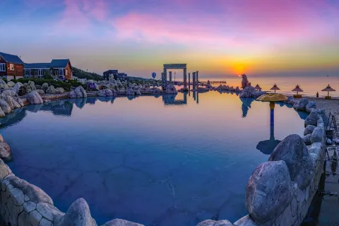 Fish Island Ocean Hot Spring Scenic Spot