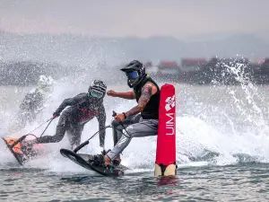 樂飛沖浪俱樂部