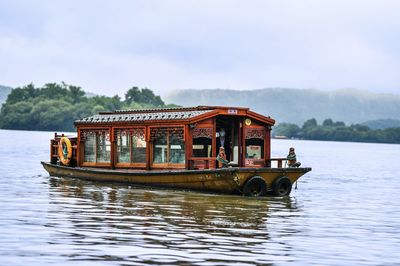 ล่องเรือทะเลสาบซีหู