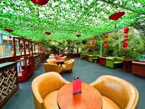 東方華地城