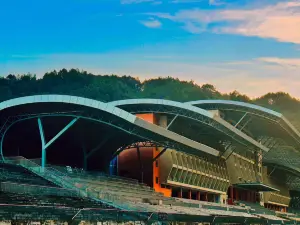 Western China Horse Racing City