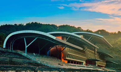 Western China Horse Racing City