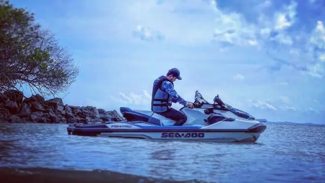 Motorboat Experiences in Sanya