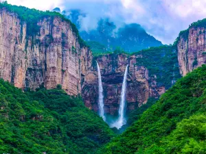 Baoquan Grand Canyon in Henan