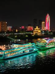 Wuhan Liangjiang Tour (Night Tour Yangtze River)