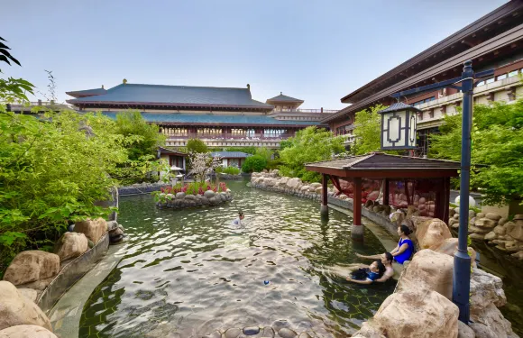 天津觀湖城堡溫泉天然溫泉票+自助餐飲券(午餐/晚餐2選1)成人