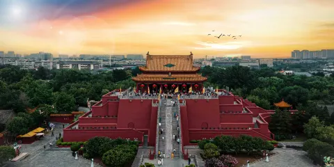 龍亭景區