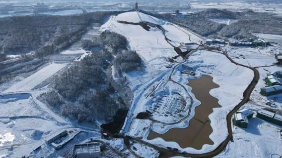 Wukui Mountain Snow World (Ski Resort)