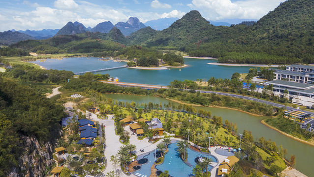 Yingde Jiqingli Xianhu Hot Spring