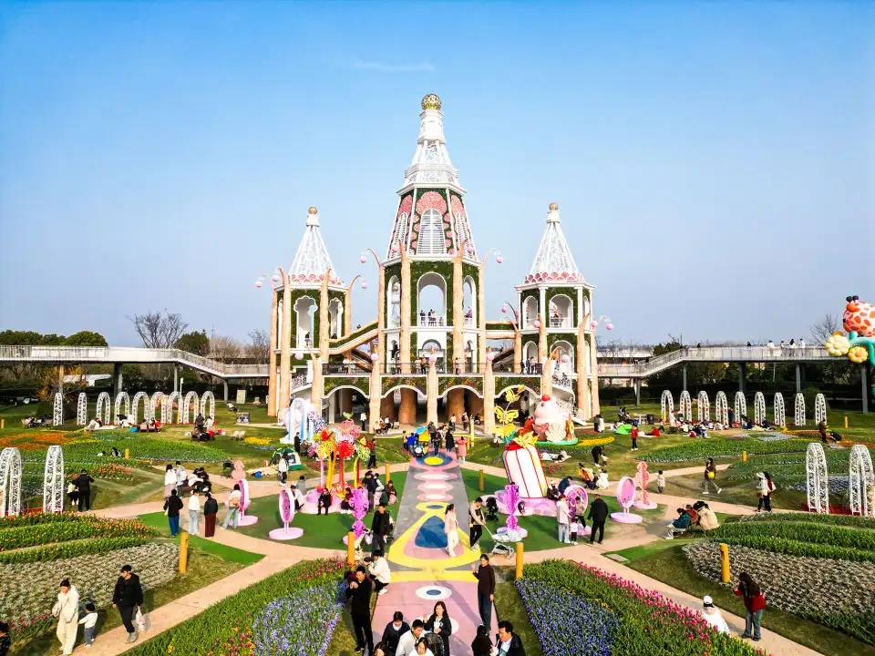 1_Shanghai Miracle Garden