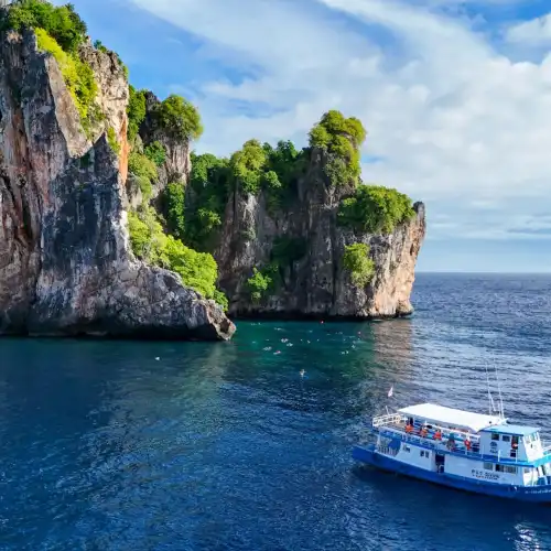 PKT Diving - Scuba Diving Phi Phi Island