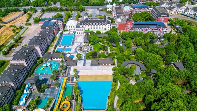 Hot Springs in Lushan