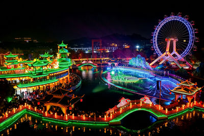 奇幻嘉樂比