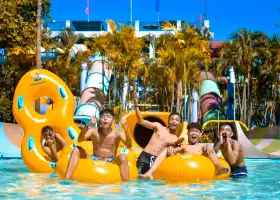 Splash Island