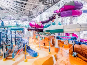 Studio City Water Park