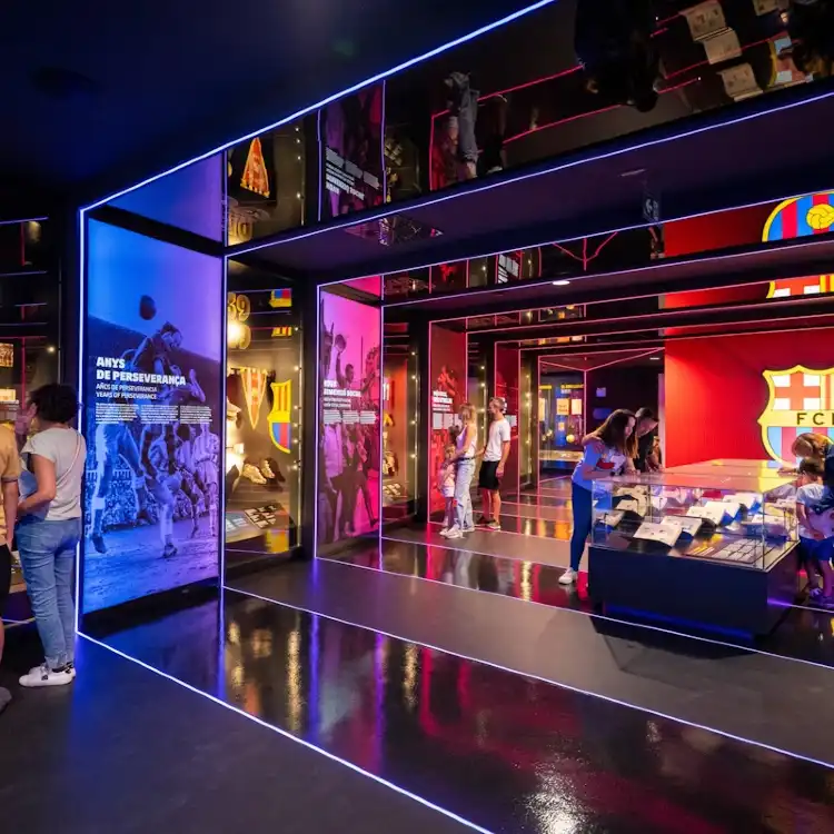 Hotels near FC Barcelona Museum