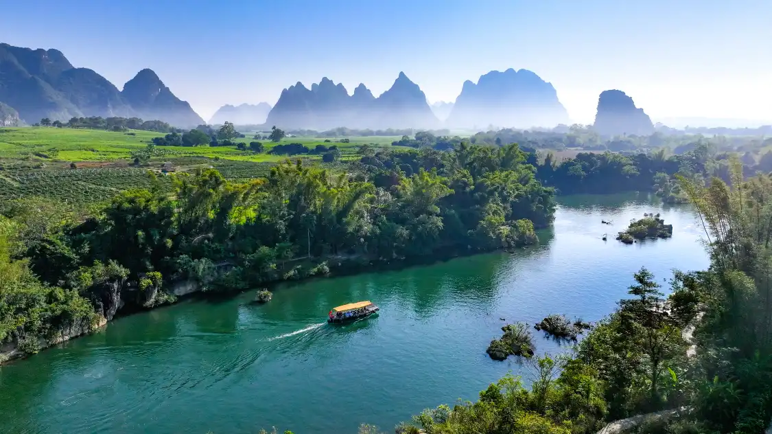Hotels near Dongnayuwan Scenic Area
