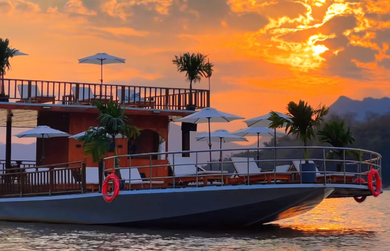 A ONE CRUISE