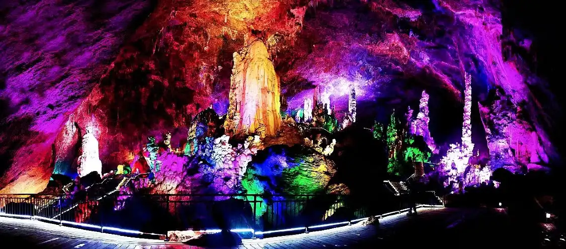 Hotels near Taiqing Cave