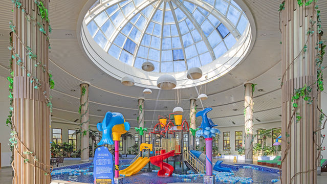 Dalian Jinshitan Green Hair Hot Spring