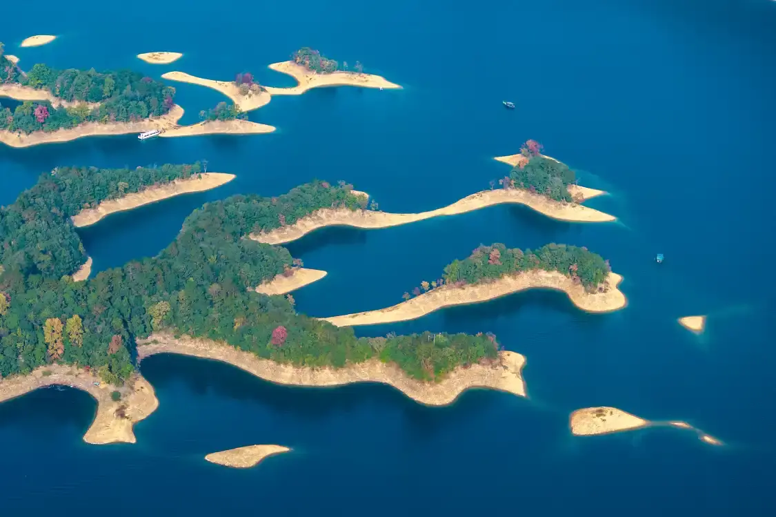 Hotels near Taiping Lake