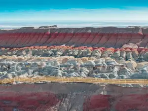 Rainbow Danxia · Star Valley