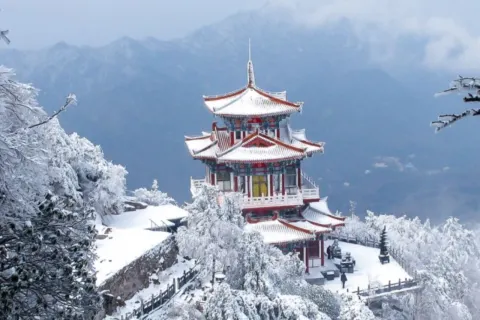 Bai Yun Mountain