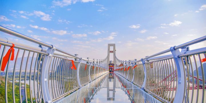 Baojinggong Tourist Attraction