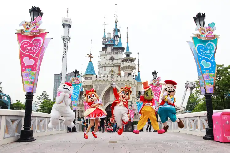 Hotels near Lotte World Adventure