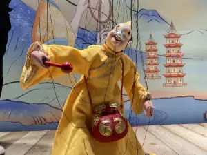 Quanzhou string puppet show performance