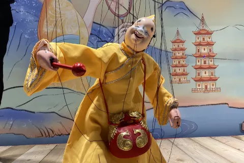 Quanzhou string puppet show performance