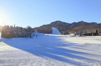 Popular Ski Resorts in Dalian