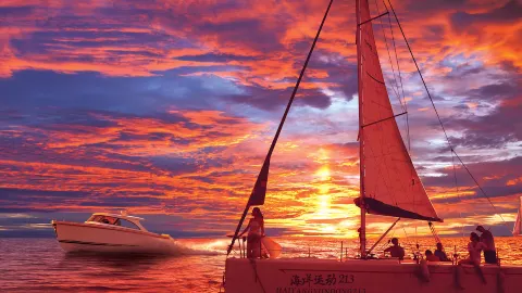 Weizhou Island South Bay Marine Sports Park attraction in Beihai