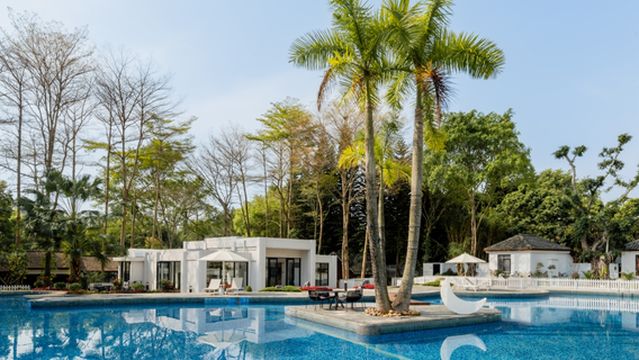 Champpselysees Southern Country Hot Spring Resort