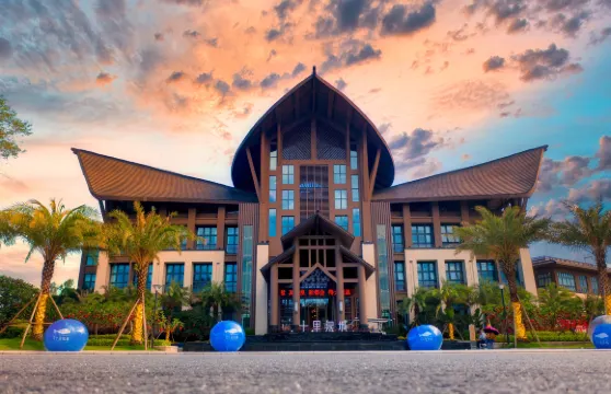 十里泉城水世界溫泉水世界大小同價