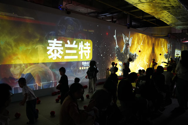 100藝術館·經典奧特曼主題展（上海梅奔店） | 上海