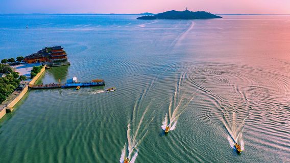 Zhongmiao Mushan Island